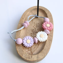Load image into Gallery viewer, Daisy Silicine Bracelet