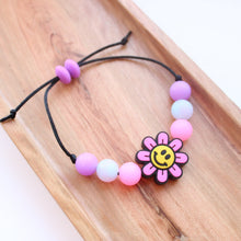 Load image into Gallery viewer, Glow in dark Bracelet -Pink Flower