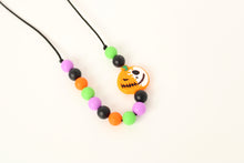 Load image into Gallery viewer, Kids Halloween Pumpkin Necklace