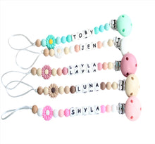 Load image into Gallery viewer, Daisy Dummy clip