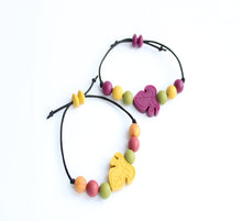 Load image into Gallery viewer, Leaf Adjustable Bracelet