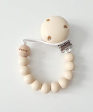 Load image into Gallery viewer, Beige Dummy clip