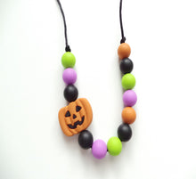 Load image into Gallery viewer, Halloween Pumpkin Necklace