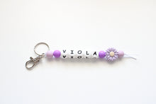 Load image into Gallery viewer, Personalised Flower Key ring