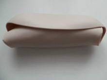 Load image into Gallery viewer, Silicone Bib - Beige