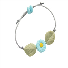 Load image into Gallery viewer, Floral Adjustable bracelet
