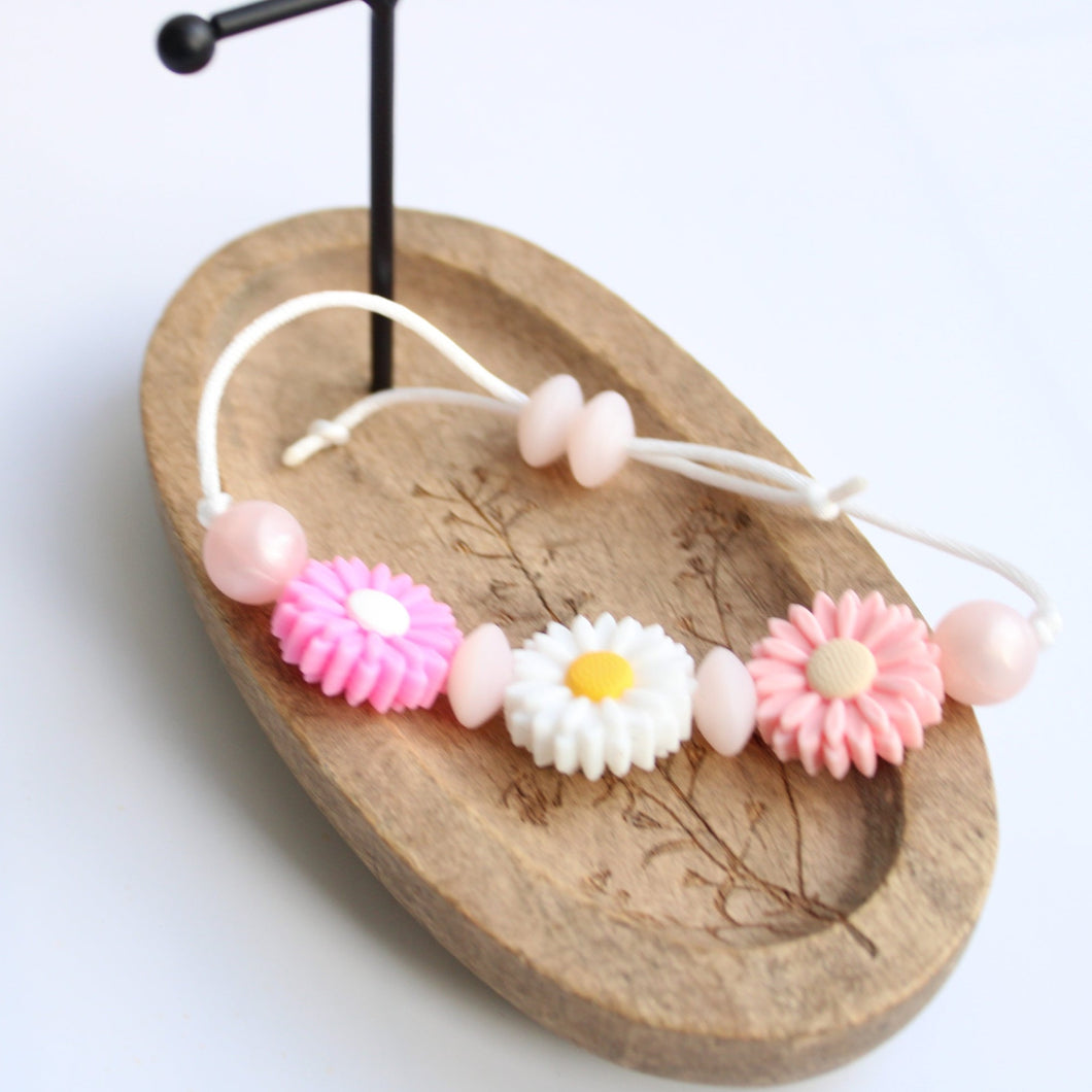 Daisy Adjustable Bracelet - Pink, White & Hot Pink