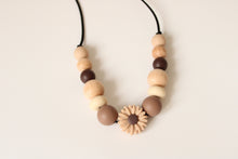 Load image into Gallery viewer, Beige Flower Silicone &amp; Wooden beads Necklace
