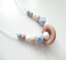 Load image into Gallery viewer, Pale blue, White &amp; Wooden beads necklace
