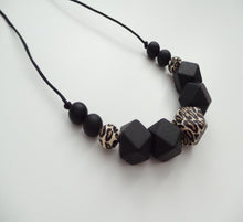 Load image into Gallery viewer, Leopard &amp; Black Teething necklace
