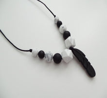 Load image into Gallery viewer, Black &amp; Marble Feather Necklace
