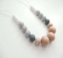 Load image into Gallery viewer, Teething necklace Silicone &amp; Wooden beads

