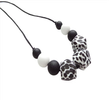 Load image into Gallery viewer, Teething Necklace Cow Print &amp; Black
