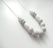 Load image into Gallery viewer, Teething Necklace - Marble &amp; White 
