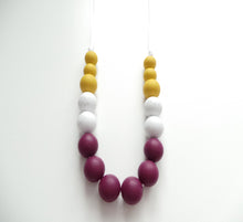 Load image into Gallery viewer, Teething Necklace Granite and Burgundy
