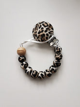 Load image into Gallery viewer, Personalised Engraved Name Silicone Dummy clip
