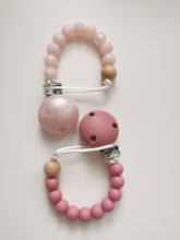 Load image into Gallery viewer, Personalised Engraved Name Silicone Dummy clip
