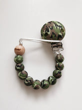Load image into Gallery viewer, Personalised Engraved Name Silicone Dummy clip
