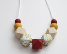 Load image into Gallery viewer, Teething necklace - Floral
