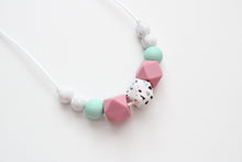 Load image into Gallery viewer, Teething necklace - Terrazzo
