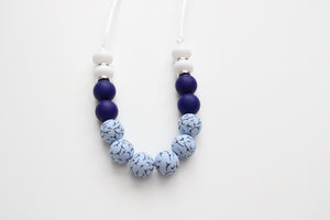 Teething necklace - Navy & Pale Blue