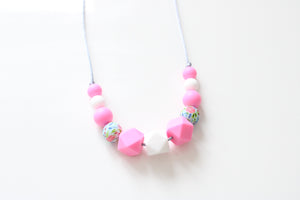 Teething necklace - Hot Pink